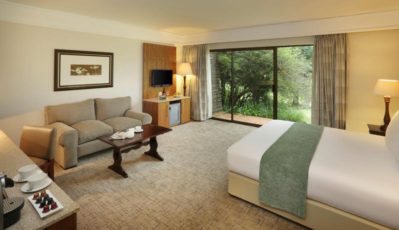 Drakensberg Sun Resort Cathkin Park Eksteriør billede