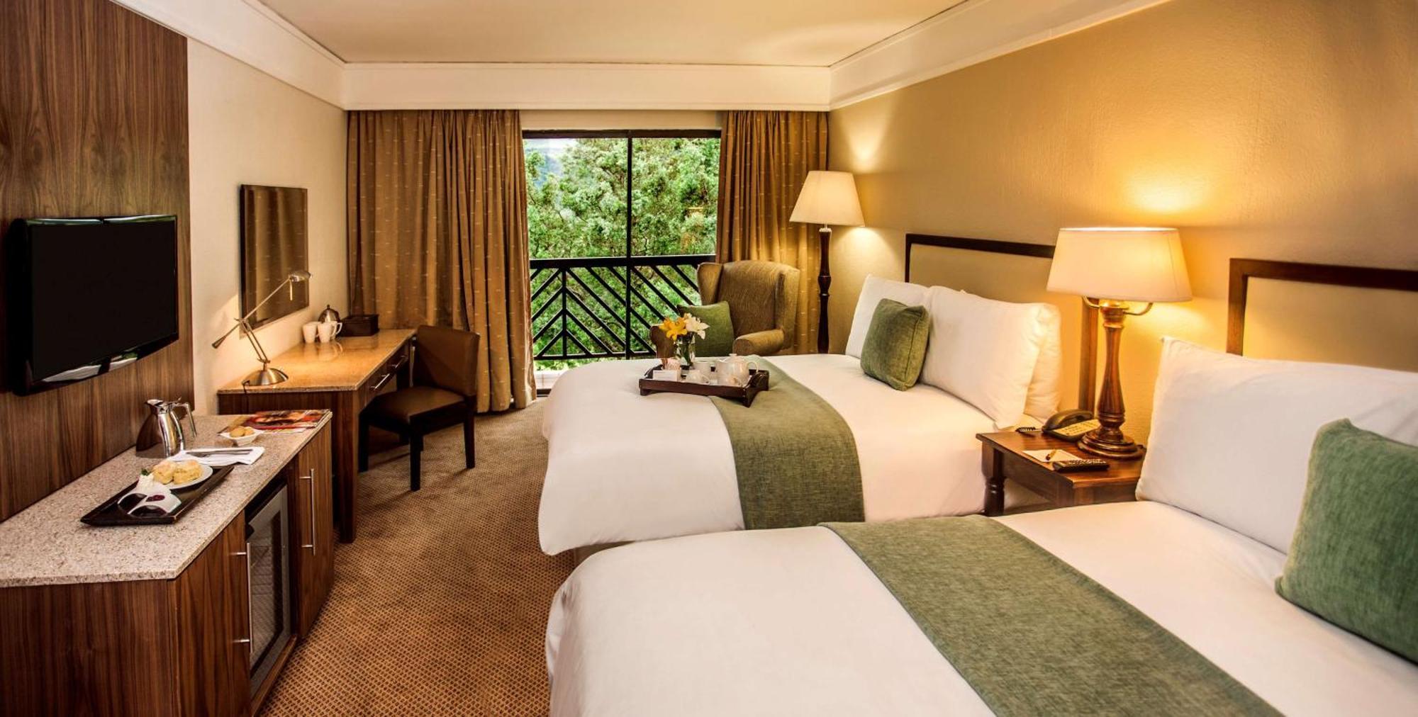 Drakensberg Sun Resort Cathkin Park Eksteriør billede