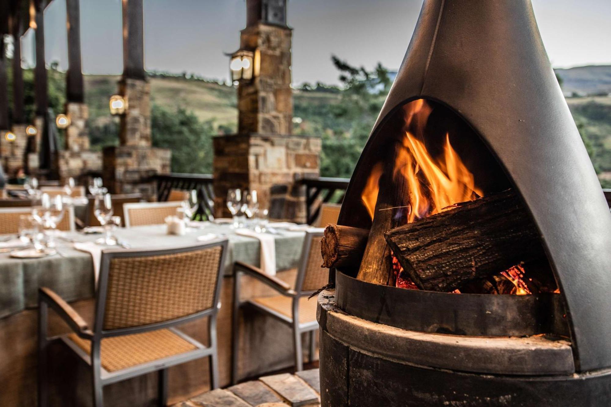 Drakensberg Sun Resort Cathkin Park Eksteriør billede