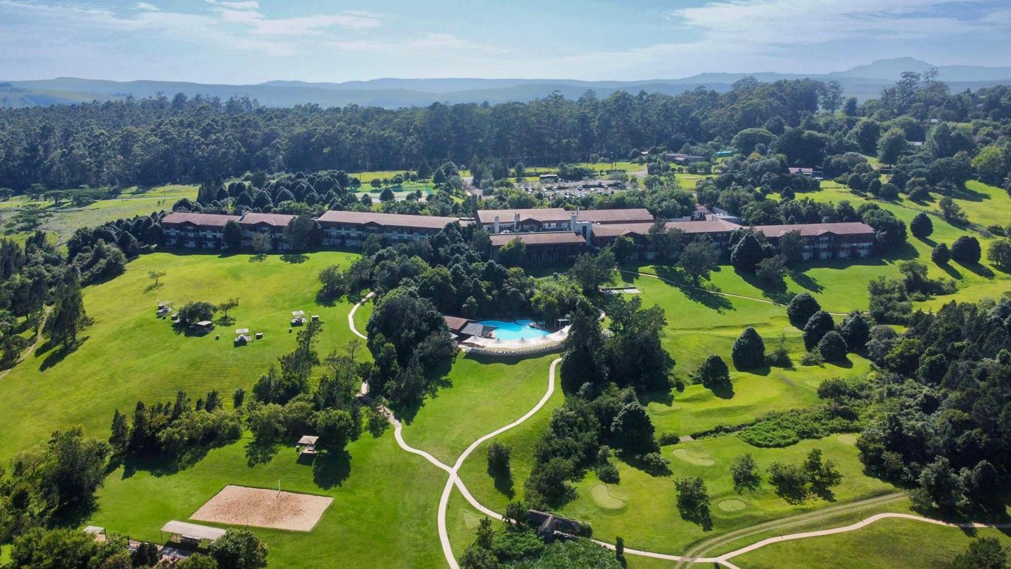 Drakensberg Sun Resort Cathkin Park Eksteriør billede