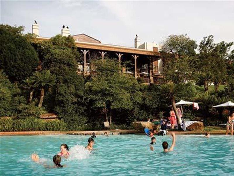 Drakensberg Sun Resort Cathkin Park Eksteriør billede
