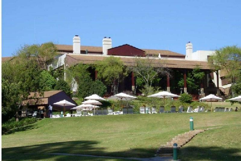 Drakensberg Sun Resort Cathkin Park Eksteriør billede