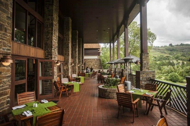 Drakensberg Sun Resort Cathkin Park Eksteriør billede
